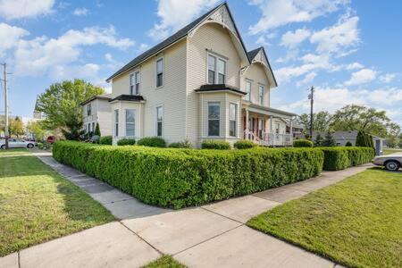 Beautiful Downstairs 1Bed 1Bth Charmer- Pet Friendly Michigan City Esterno foto