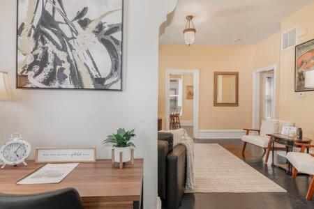 Beautiful Downstairs 1Bed 1Bth Charmer- Pet Friendly Michigan City Esterno foto